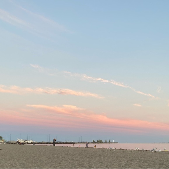 Meet your Posher, Marissa - Picture 1 of 1